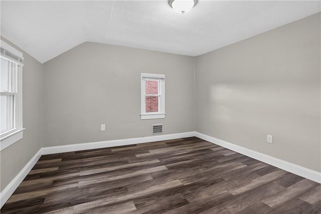 320 Fernhill Ave, Brookline, PA 15226