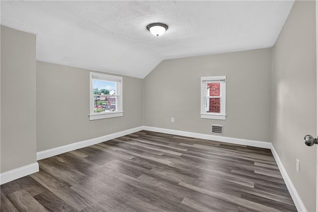 320 Fernhill Ave, Brookline, PA 15226