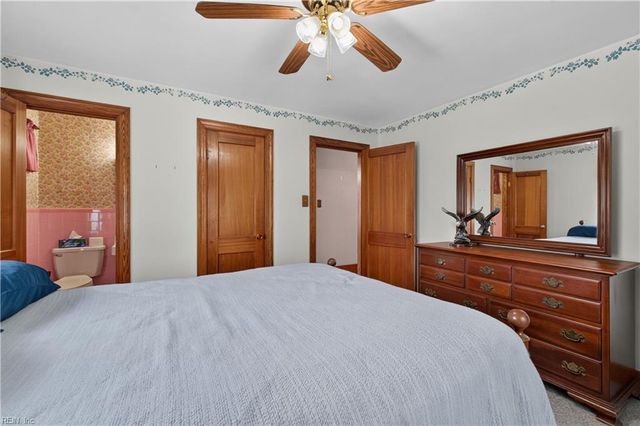 5729 Hawthorne LN, Portsmouth, VA 23703