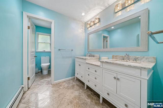 5 Fairfield Court, Demarest, NJ 07627