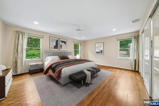 5 Fairfield Court, Demarest, NJ 07627