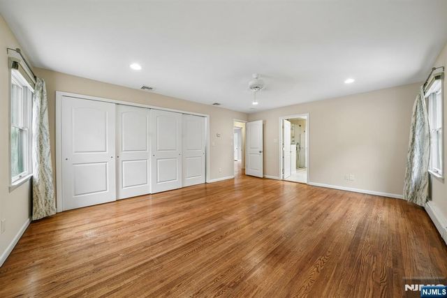 5 Fairfield Court, Demarest, NJ 07627