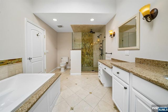 5 Fairfield Court, Demarest, NJ 07627