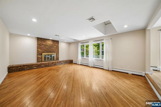 5 Fairfield Court, Demarest, NJ 07627