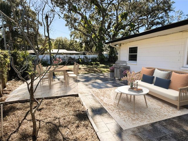 4640 W LAMB AVENUE, Tampa, FL 33629