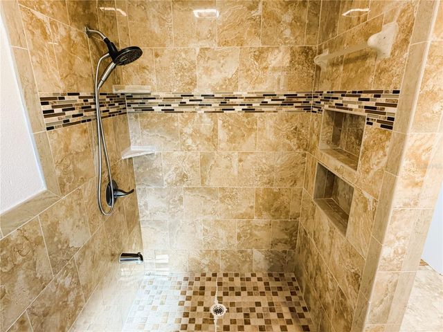 4640 W LAMB AVENUE, Tampa, FL 33629