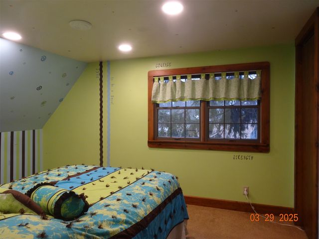 640 Oak Avenue, White Cloud, MI 49349