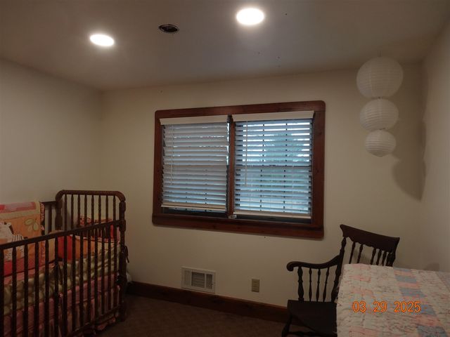 640 Oak Avenue, White Cloud, MI 49349