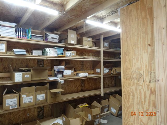 640 Oak Avenue, White Cloud, MI 49349