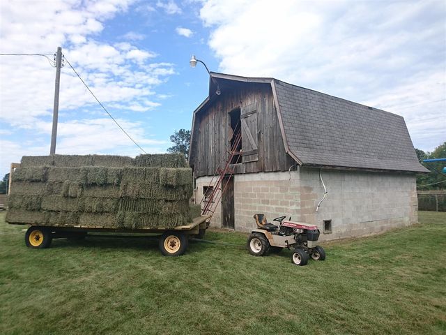 640 Oak Avenue, White Cloud, MI 49349