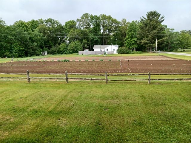 640 Oak Avenue, White Cloud, MI 49349