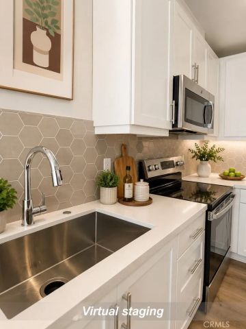 12925 Paradiso Drive 204, Eastvale, CA 92880