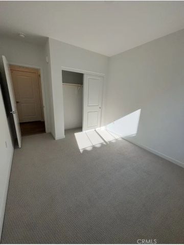 12925 Paradiso Drive 204, Eastvale, CA 92880