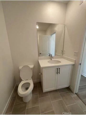 12925 Paradiso Drive 204, Eastvale, CA 92880