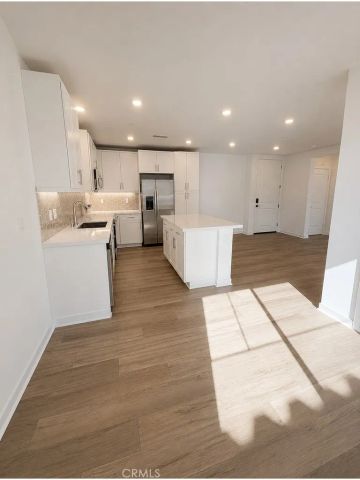 12925 Paradiso Drive 204, Eastvale, CA 92880