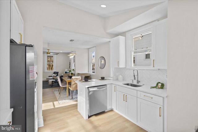 24 EDMONDSON RIDGE RD, Catonsville, MD 21228