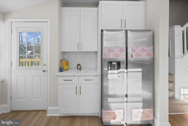 24 EDMONDSON RIDGE RD, Catonsville, MD 21228