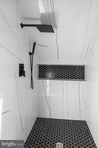 24 EDMONDSON RIDGE RD, Catonsville, MD 21228