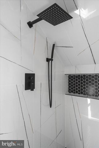 24 EDMONDSON RIDGE RD, Catonsville, MD 21228