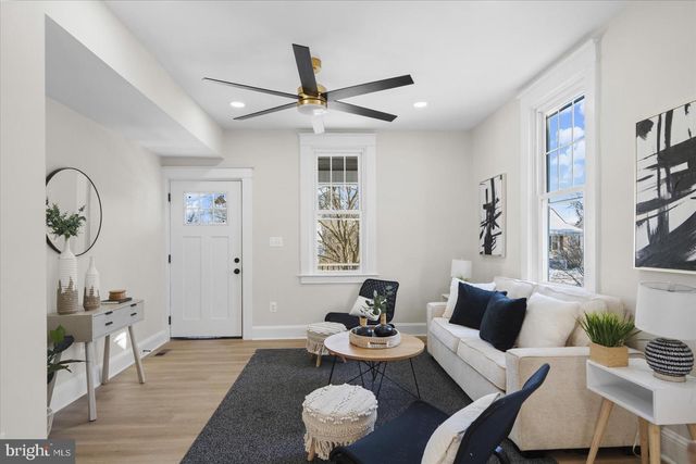 24 EDMONDSON RIDGE RD, Catonsville, MD 21228