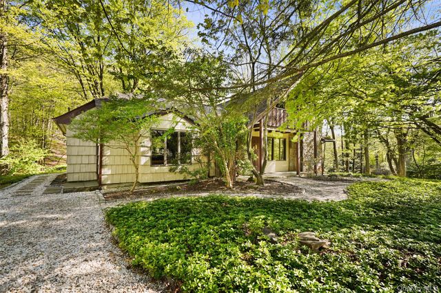 334 Pine Brook Road, Pound Ridge, NY 11961