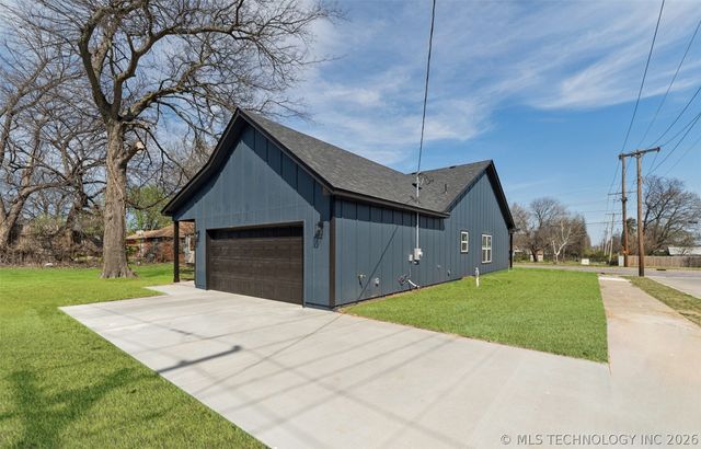 2404 N Martin Luther King Jr Boulevard, Tulsa, OK 74106