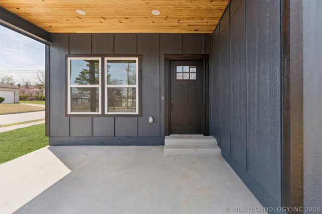 2404 N Martin Luther King Jr Boulevard, Tulsa, OK 74106