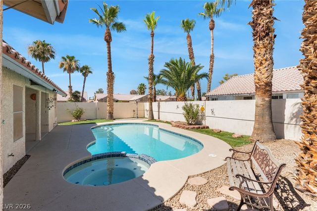 4921 Country Breeze Ct Court, North Las Vegas, NV 89031