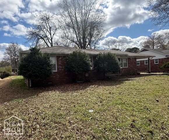 421 Cedar Lane, Blytheville, AR 72315