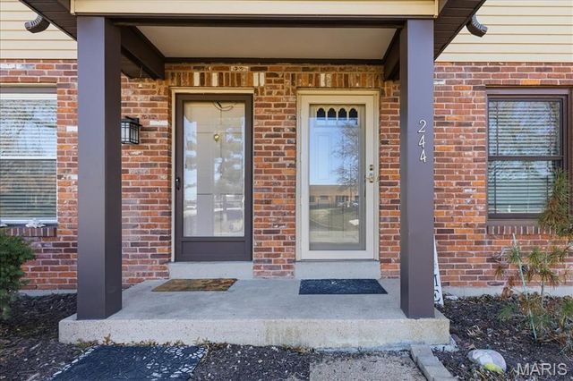 244 Wolfner Drive, Fenton, MO 63026