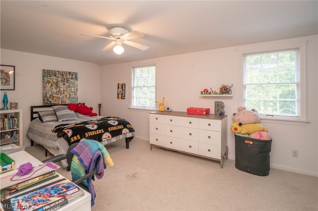 2810 Brentwood Close Street NW, Canton, OH 44708