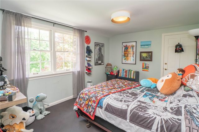 2810 Brentwood Close Street NW, Canton, OH 44708