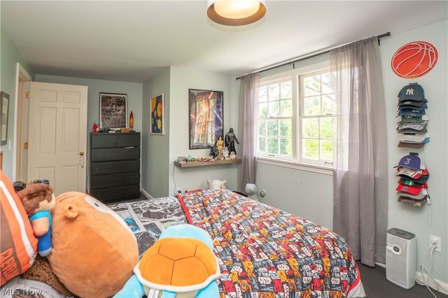 2810 Brentwood Close Street NW, Canton, OH 44708