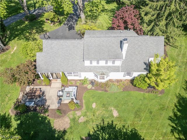 2810 Brentwood Close Street NW, Canton, OH 44708