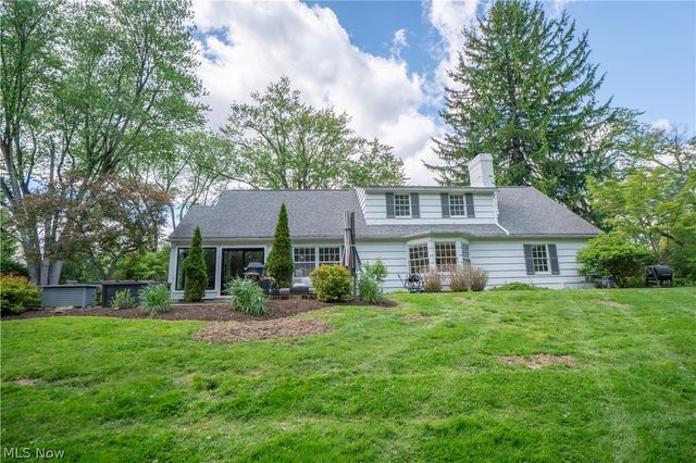 2810 Brentwood Close Street NW, Canton, OH 44708