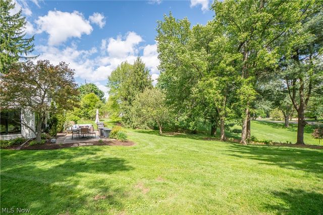 2810 Brentwood Close Street NW, Canton, OH 44708