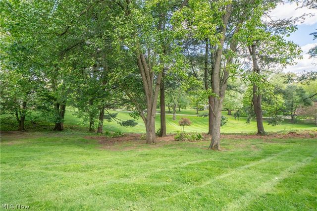 2810 Brentwood Close Street NW, Canton, OH 44708