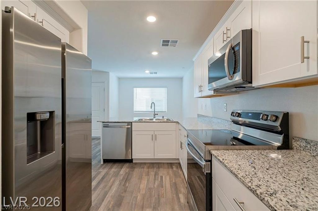 Image 6 of property listing at 12347 Indigo Montage Road 3, Las Vegas, NV 89183