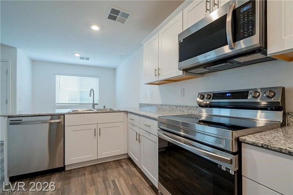 Image 7 of property listing at 12347 Indigo Montage Road 3, Las Vegas, NV 89183