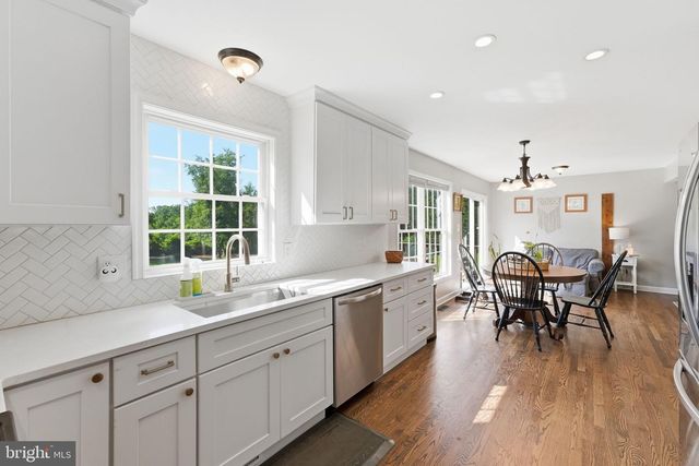 18198 SPRINGS RD, Jeffersonton, VA 22724