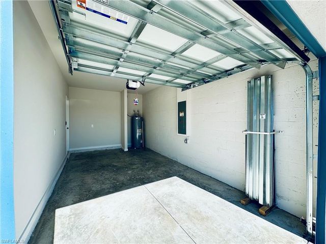 8471 Everly Preserve DR, Lehigh Acres, FL 33971