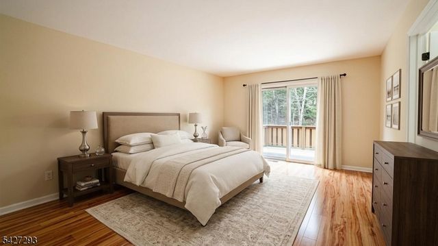 343 Falcon Ridge Way, Hamburg Boro, NJ 07419