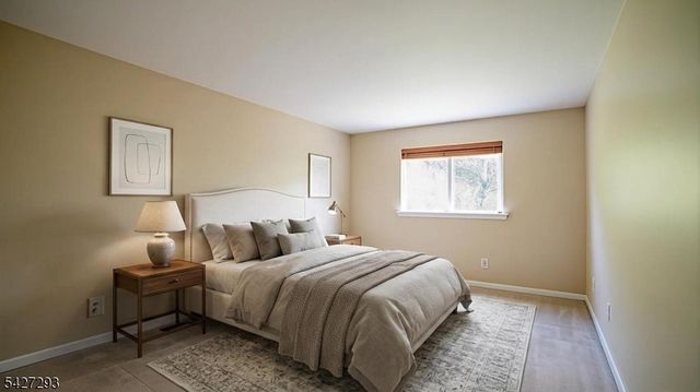 343 Falcon Ridge Way, Hamburg Boro, NJ 07419