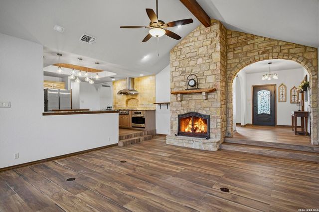 31421 Wild Oak Hill, Fair Oaks Ranch, TX 78015