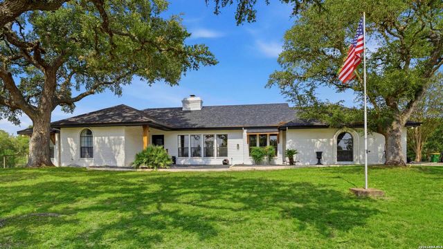 31421 Wild Oak Hill, Fair Oaks Ranch, TX 78015