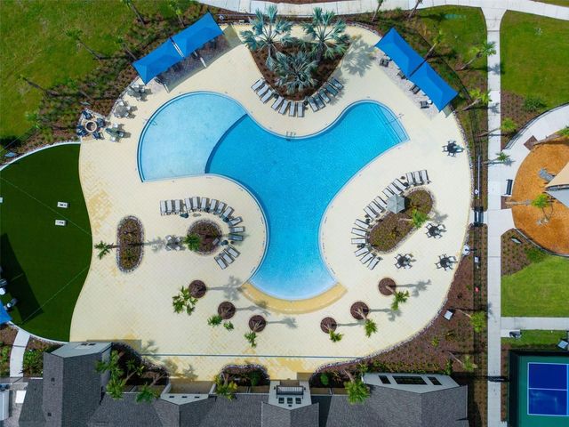 9827 AUTUMN RIDGE AVENUE, Riverview, FL 33578