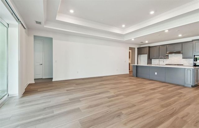 9827 AUTUMN RIDGE AVENUE, Riverview, FL 33578