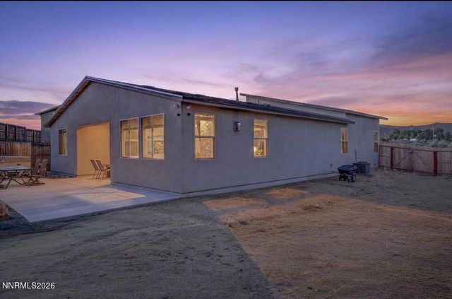 829 Calamity Court, Reno, NV 89506