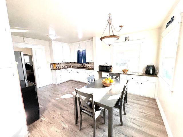 1425 N Wilson Avenue, Fresno, CA 93728