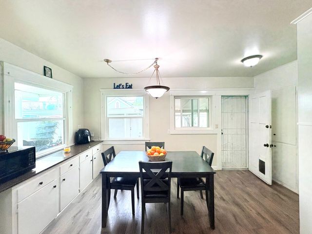 1425 N Wilson Avenue, Fresno, CA 93728